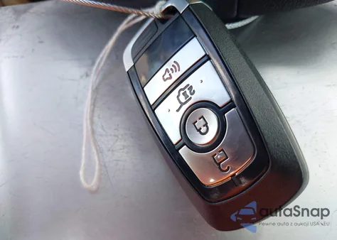 2023 Ford Explorer Xlt from USA, damaged, VIN 1FMSK8DH3PGB69184